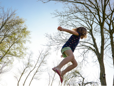 Еще больше заботы о безопасности ребенка на улице Еще больше заботы о безопасности ребенка на улице